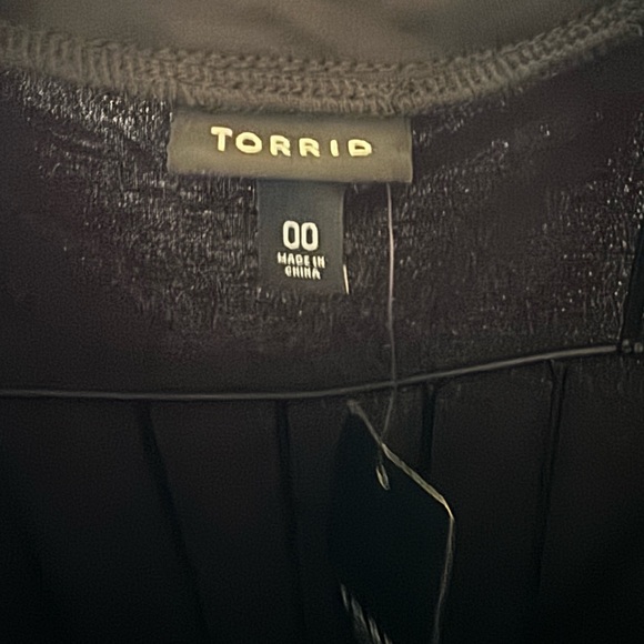 NWT black Torrid half sleeve wrap dress - Picture 4 of 4